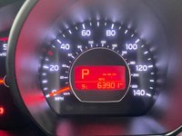 USED 2015 15 KIA SOUL 1.6 CRDI CONNECT PLUS 5d 126 BHP AUTOMATIC