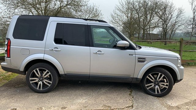 2015 15 Land Rover Discovery 3.0 SDV6 HSE LUXURY 5d 255 BHP