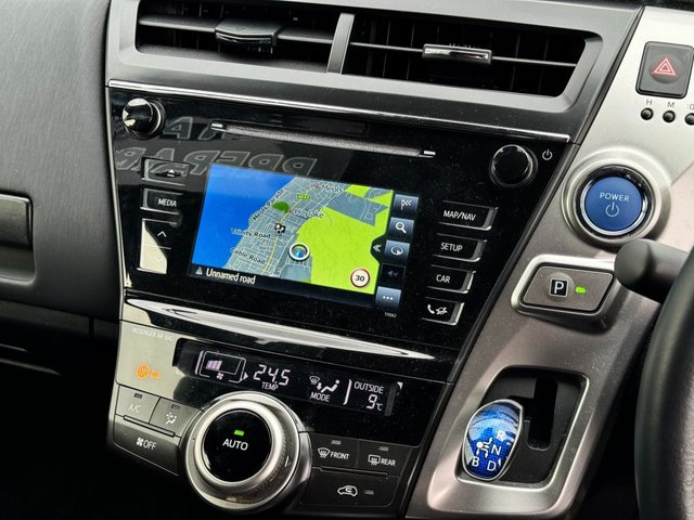 View our TOYOTA PRIUS PLUS