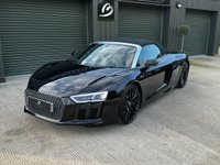 USED 2016 66 AUDI R8 5.2 SPYDER V10 QUATTRO 2d 533 BHP 
