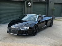 USED 2016 66 AUDI R8 5.2 SPYDER V10 QUATTRO 2d 533 BHP 