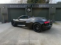 USED 2016 66 AUDI R8 5.2 SPYDER V10 QUATTRO 2d 533 BHP 