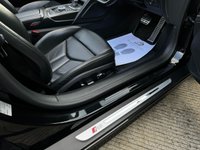 USED 2016 66 AUDI R8 5.2 SPYDER V10 QUATTRO 2d 533 BHP 