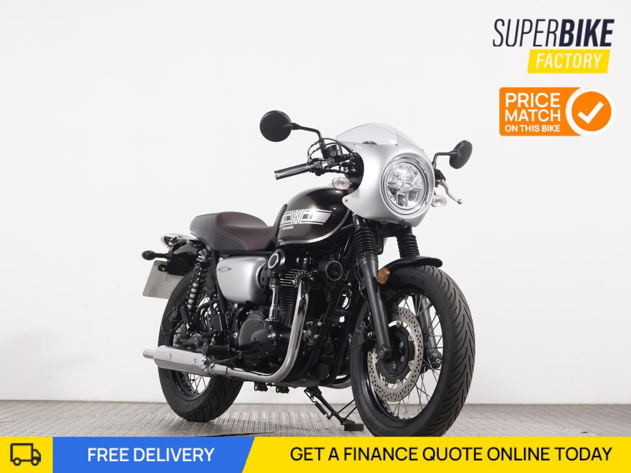 2021 KAWASAKI W800 BLACK with 1600 miles Used Motorbikes Dealer Macclesfield Donington Park The Superbike Factory