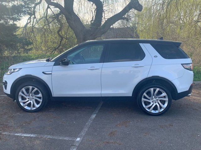View our LAND ROVER DISCOVERY SPORT