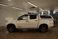 USED 2016 66 ISUZU D-MAX 2.5 TD BLADE DCB 164 BHP WITH A TOW BAR AND TRUCKMAN ENCLOSED REAR