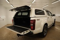 USED 2016 66 ISUZU D-MAX 2.5 TD BLADE DCB 164 BHP WITH A TOW BAR AND TRUCKMAN ENCLOSED REAR