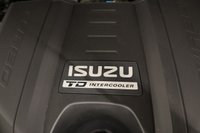 USED 2016 66 ISUZU D-MAX 2.5 TD BLADE DCB 164 BHP WITH A TOW BAR AND TRUCKMAN ENCLOSED REAR