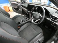 USED 2021 70 SEAT LEON 1.5 ETSI EVO FR SPORT DSG MHEV 5d 148 BHP ANDROID APPLE CARPLAY SAT NAV PART LEATHER INTERIOR CRUISE CONTROL PARKING SENSORS 1 OWNER SERVICE HISTORY 6 MONTHS GOLD WARRANTY