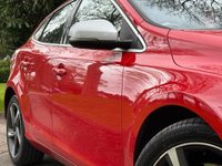 USED 2016 16 VOLVO V40 2.0 D2 R-DESIGN LUX NAV 5d 118 BHP 