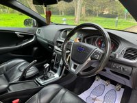 USED 2016 16 VOLVO V40 2.0 D2 R-DESIGN LUX NAV 5d 118 BHP 
