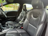 USED 2016 16 VOLVO V40 2.0 D2 R-DESIGN LUX NAV 5d 118 BHP 