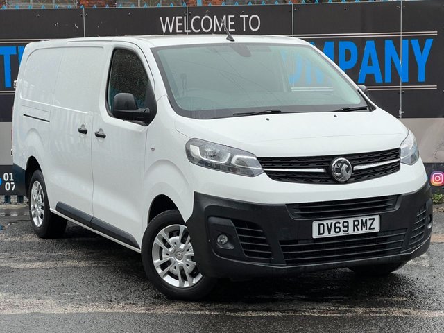 2019 VAUXHALL VIVARO - Photo 2
