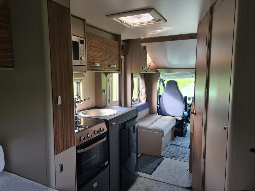 USED 2020 70 FIAT SWIFT Spirit 494 Concept 4 Berth FINANCE AVAILABLE
