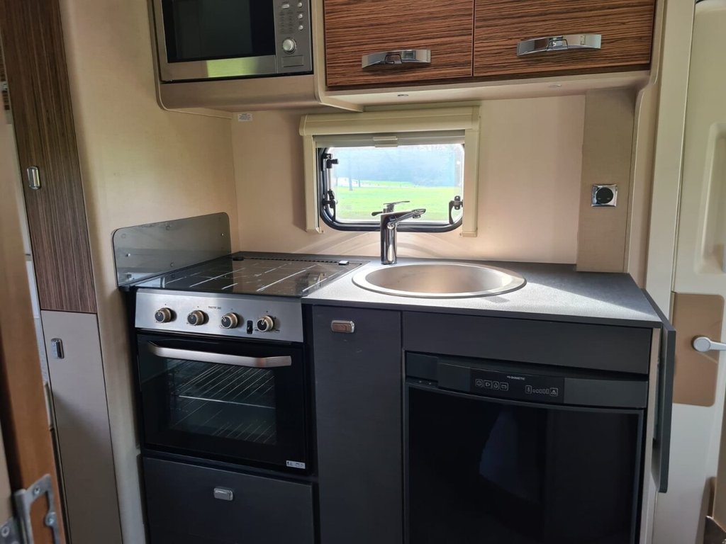 USED 2020 70 FIAT SWIFT Spirit 494 Concept 4 Berth FINANCE AVAILABLE