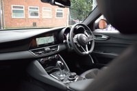 USED 2020 20 ALFA ROMEO GIULIA 2.0 TB VELOCE TI 4d 277 BHP CARBON MIRRORS / FULL HISTORY