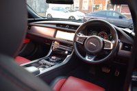USED 2018 11 JAGUAR XF 2.0 R-SPORT INGENIUM AWD 4d 297 BHP PAN ROOF / MERIDIAN / BLACK PK