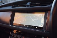 USED 2018 11 JAGUAR XF 2.0 R-SPORT INGENIUM AWD 4d 297 BHP PAN ROOF / MERIDIAN / BLACK PK
