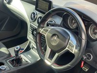 USED 2014 14 MERCEDES-BENZ GLA-CLASS 2.1 GLA200 CDI AMG LINE PREMIUM PLUS 5d 136 BHP *  MEGA MEGA SPEC *   PAN ROOF