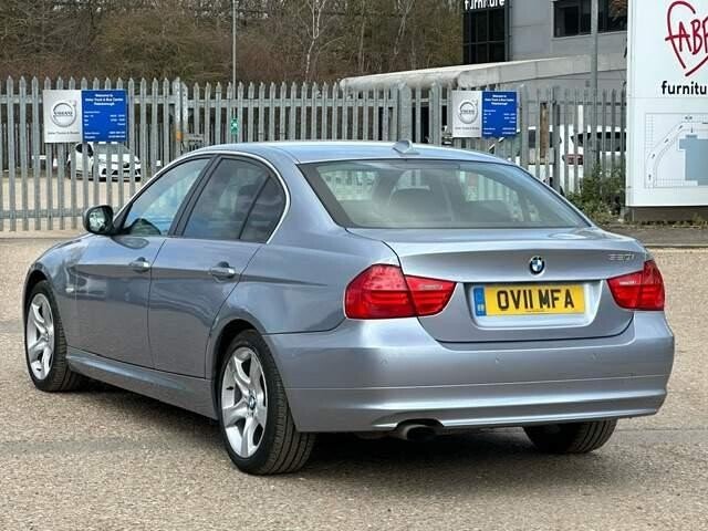 2011 BMW 3 Series - Photo 5