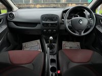 USED 2014 14 RENAULT CLIO 1.1 EXPRESSION PLUS 16V 5d 75 BHP CRUISE CONTROL +   CLIMATE CONTROL +   ULEZ COMPLIANT +   5 SPEED MANUAL GEAR TRANSMISSION +   SIDE MIRROR ADJUSTERS +   16 INCHA ALLOY WHEELS