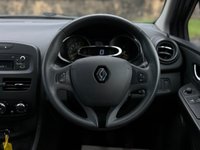 USED 2014 14 RENAULT CLIO 1.1 EXPRESSION PLUS 16V 5d 75 BHP CRUISE CONTROL +   CLIMATE CONTROL +   ULEZ COMPLIANT +   5 SPEED MANUAL GEAR TRANSMISSION +   SIDE MIRROR ADJUSTERS +   16 INCHA ALLOY WHEELS