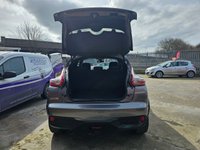 USED 2015 65 NISSAN JUKE 1.6 TEKNA XTRONIC 5d 117 BHP Full History