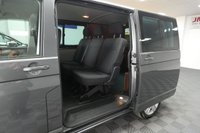 USED 2019 19 VOLKSWAGEN TRANSPORTER 2.0 T32 TDI KOMBI HIGHLINE BMT AIR CON REAR TAILGATE 1 OWNER FULL SERVICE HISTORY 5 SEATS WITH AIR CON