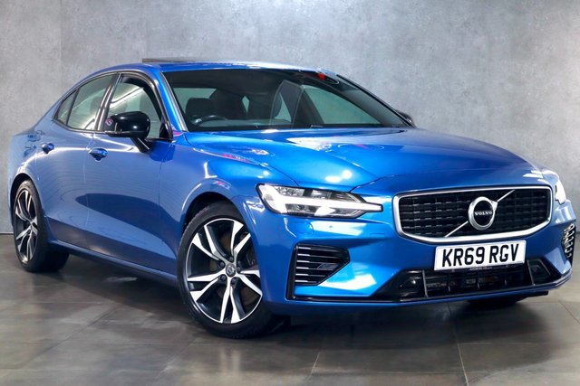 2019 69 Volvo S60 2.0 T8 TWIN ENGINE R-DESIGN PLUS AWD 4d 385 BHP