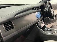 USED 2017 17 JAGUAR XF 3.0 V6 S 4d 296 BHP &pound;5730 Optional Equipment