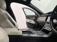 USED 2017 17 JAGUAR XF 3.0 V6 S 4d 296 BHP &pound;5730 Optional Equipment