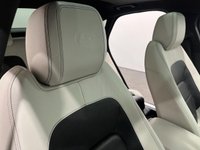 USED 2017 17 JAGUAR XF 3.0 V6 S 4d 296 BHP &pound;5730 Optional Equipment