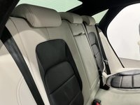 USED 2017 17 JAGUAR XF 3.0 V6 S 4d 296 BHP &pound;5730 Optional Equipment