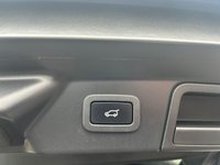 USED 2018 68 LAND ROVER RANGE ROVER VELAR 2.0 R-DYNAMIC HSE 5d 178 BHP A REALLY BEAUTIFUL VEHICLE+DIESEL+AUTOMATIC+ULEZ COMPLIANT+SERVICE HISTORY+PRIVACY GLASS+FULL LEATHER INTERIOR+SATELLITE NAVIGATION+PARK ASSIST+CLIMATE CONTROL+21 INCH ALLOY WHEELS+1 FULL YEARS MOT PRIOR TO COLLECTION+COST NEW &pound;60320, MAKING THIS USED VEHICLE EXCEPTIONAL VALUE AT OUR LOW PRICE+CALL TODAY TO SPEAK WITH OUR EXPERIENCED SALES TEAM AND ARRANGE A VIEWING!!!!!!!!!!!!!!!!!!!!!!!!!!!!!!!!!!!!!!