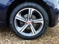 USED 2019 19 JAGUAR F-PACE 2.0 R-SPORT AWD 5d 177 BHP www.suffolkcarcentre.co.uk - Located at Reydon
