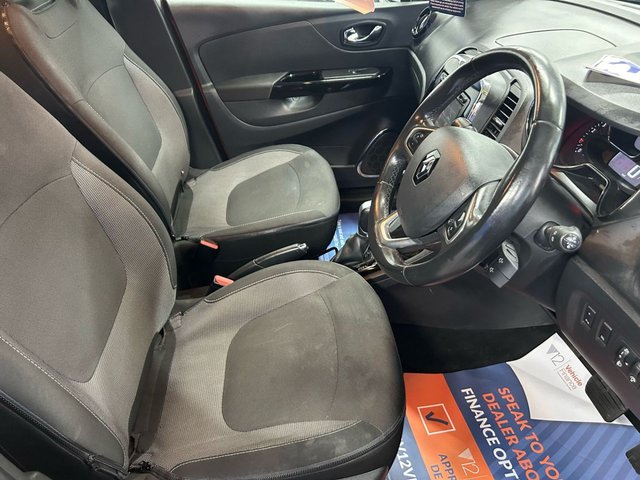 2016 RENAULT CAPTUR - Photo 9