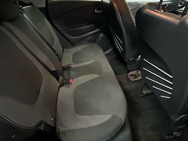 2016 RENAULT CAPTUR - Photo 10