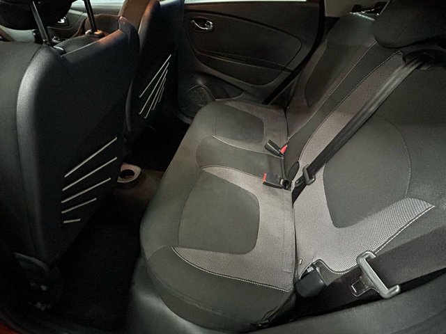 2016 RENAULT CAPTUR - Photo 12