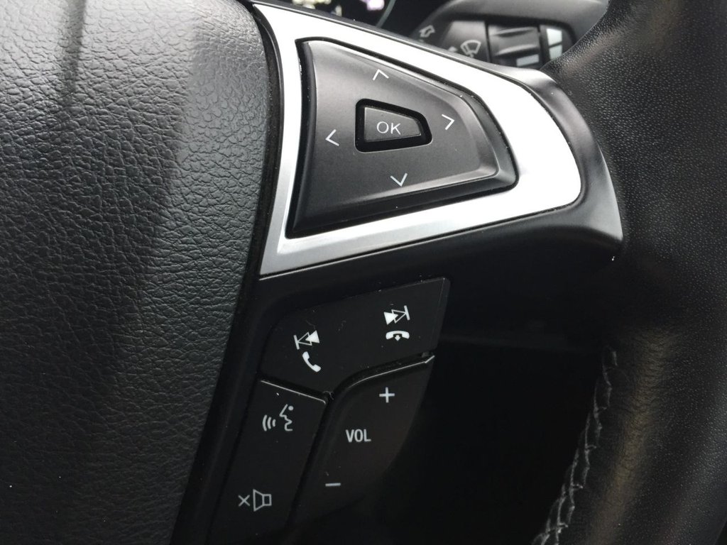 USED 2019 69 FORD S-MAX 2.0 TITANIUM ECOBLUE 5d 148 BHP DAB + SAT NAV