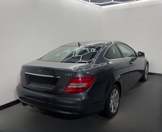 2013 Mercedes-Benz C-CLASS - Photo 2