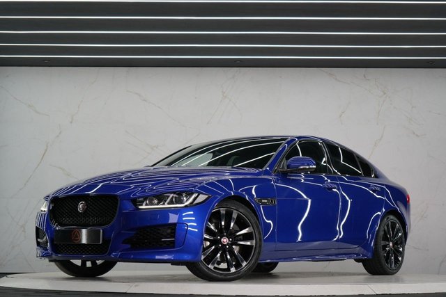 2018 54 Jaguar Xe 2.0 D R-SPORT 4d 178 BHP
