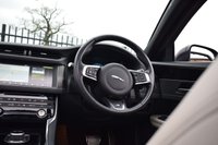 USED 2017 JAGUAR XF 3.0 V6 S 4d 296 BHP PAN ROOF / PRO NAV / MERIDIAN