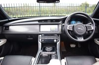 USED 2017 JAGUAR XF 3.0 V6 S 4d 296 BHP PAN ROOF / PRO NAV / MERIDIAN