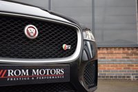 USED 2017 JAGUAR XF 3.0 V6 S 4d 296 BHP PAN ROOF / PRO NAV / MERIDIAN
