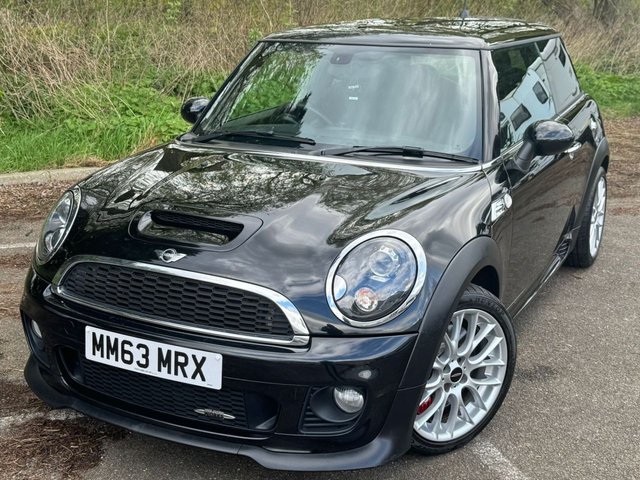 2014 63 MINI HATCH JOHN COOPER WORKS 1.6 JOHN COOPER WORKS 3d 208 BHP &pound;8065 FACTORY OPTIONS
