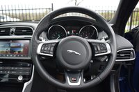 USED 2016 16 JAGUAR XE 3.0 S 4d 335 BHP PAN ROOF / MERIDIAN / BLACK PK