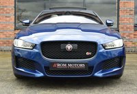 USED 2016 16 JAGUAR XE 3.0 S 4d 335 BHP PAN ROOF / MERIDIAN / BLACK PK