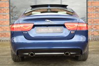 USED 2016 16 JAGUAR XE 3.0 S 4d 335 BHP PAN ROOF / MERIDIAN / BLACK PK