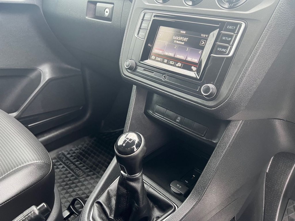 USED 2019 68 VOLKSWAGEN CADDY 2.0 C20 TDI BEECHWOOD CUSTOM  CUSTOM SEATS / TAILGATE