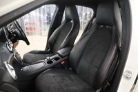 USED 2015 15 MERCEDES-BENZ GLA-CLASS 2.1 GLA200 CDI AMG LINE PREMIUM 5d 136 BHP 